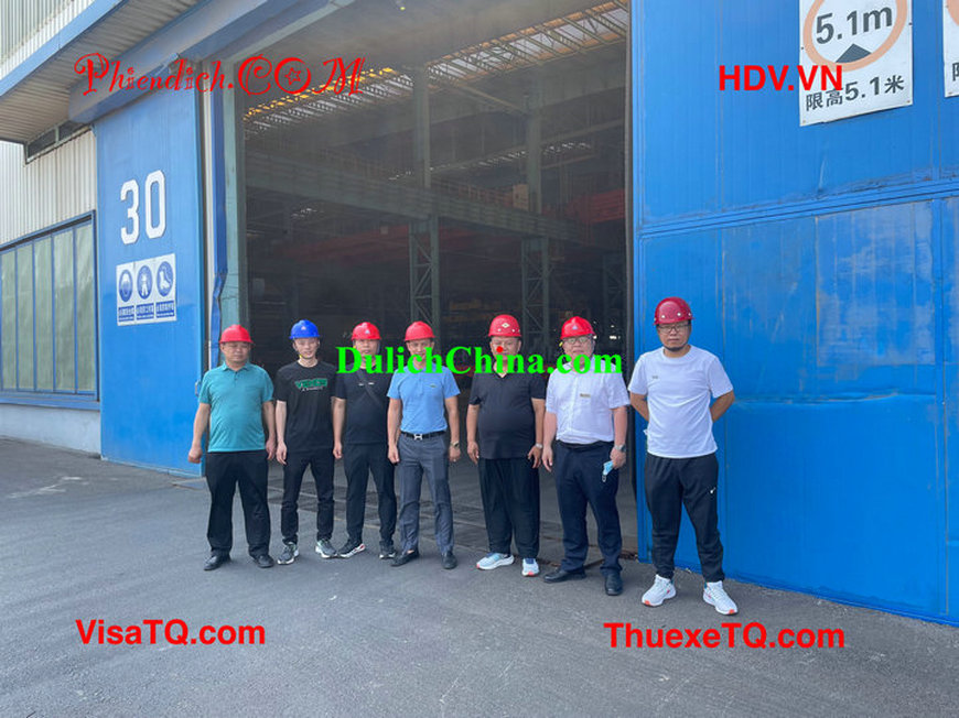 phien-dich-vien-trung-khanh2026