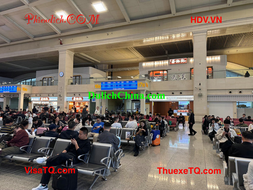 Thuê người phiên dịch tiếng Trung đi thăm nhà máy Vũ Hán Trung Quốc.