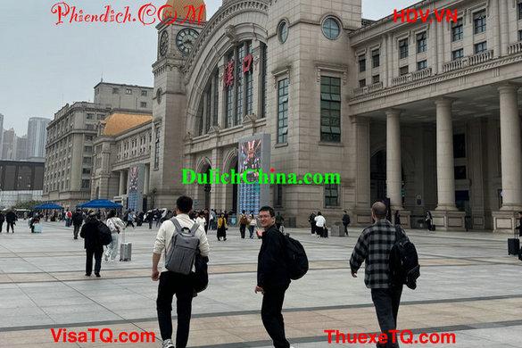 Dịch Vụ Thuê Phiên Dịch Tiếng Trung-Việt Tại Vũ Hán 2026: Giải Pháp Đột Phá Cho Doanh Nghiệp Việt