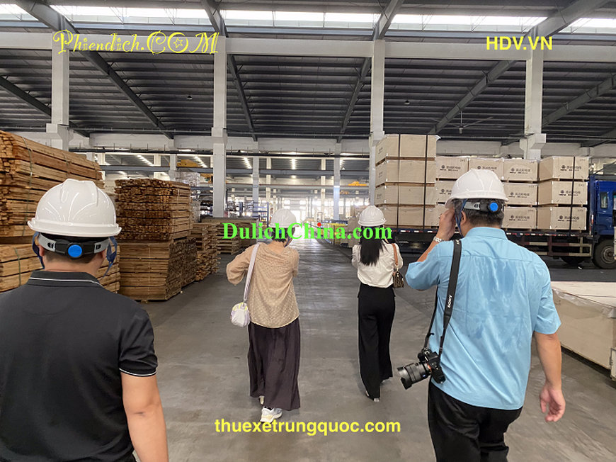 nguoi-phien-dich-thuong-hai04