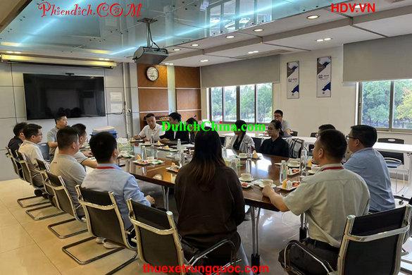 Thuê Phiên Dịch Viên Tại Trung Quốc: Chìa Khóa Đánh Giá & Chứng Nhận TCVN