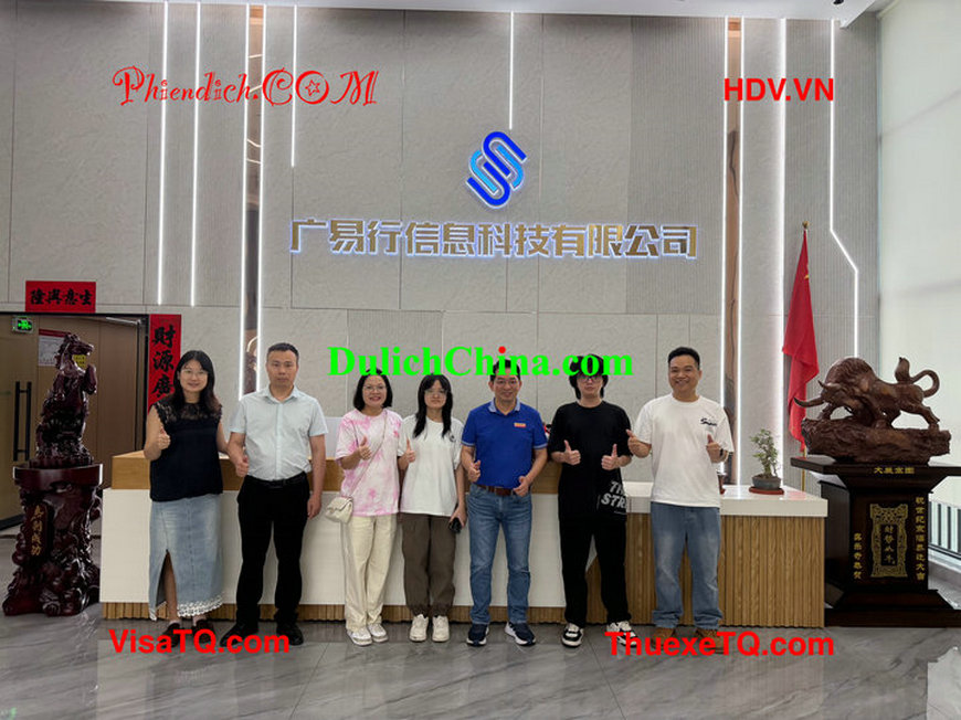Phiên dịch viên tiếng Trung-Việt tháp tùng nhà máy tỉnh Quảng Đông.