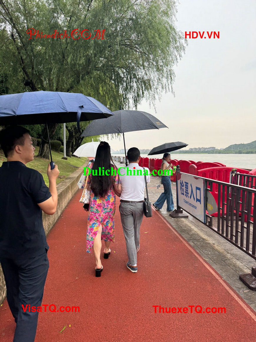 Cho thuê phiên dịch tiếng Trung chuyên nghiệp tại Trường Sa Trung Quốc.