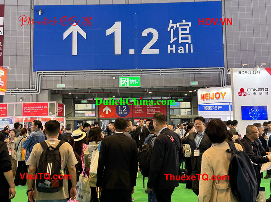 Lý do doanh nghiệp Việt cần thuê phiên dịch viên Thượng Hải khi tham gia triển lãm Shanghai.