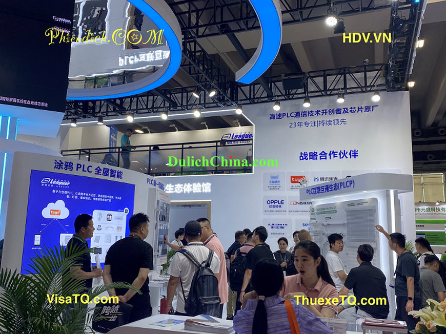 phien-dich-trien-lam-thuong-hai74